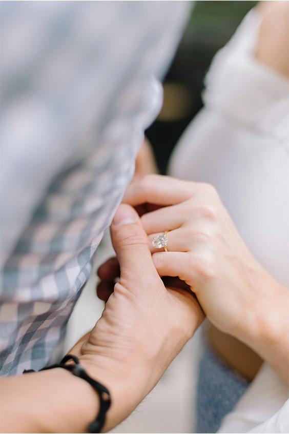8 Simple Engagement Proposal Ideas for 2024 Wedding
