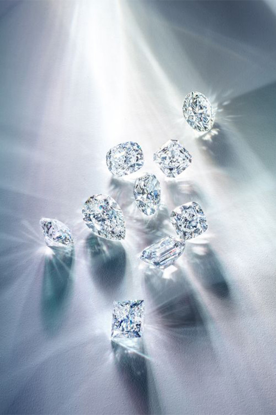 Mined Diamonds vs Lab-Grown Diamonds