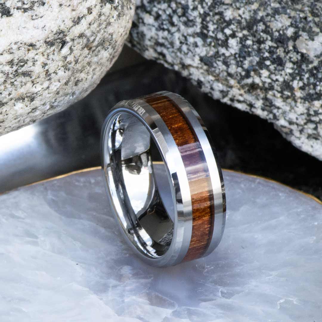 Men's Beveled Koa Wood Tungsten Wedding Ring in Tungsten Koa Wood
