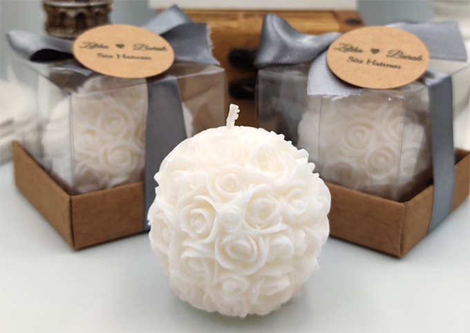 10 Best Wedding Favors for 2024 / Popular  Wedding Favor Ideas